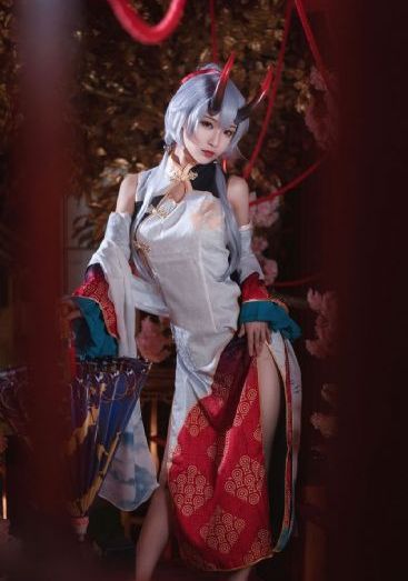 新郎夜里泄欲小丫鬟h_1080P全集在线观看
